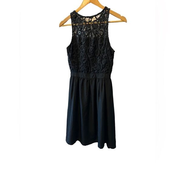 SISTERS Black Lace Top Sheer Back Mid Length Sleeveless Dress 34 - Picture 2 of 9